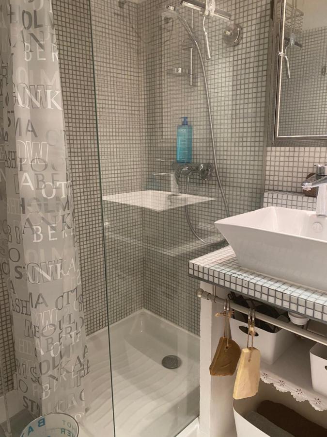 B&B Villa Des Muses 拉罗克当泰龙 外观 照片